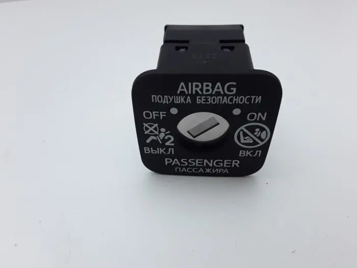 Verrouillage airbag Toyota C-HR