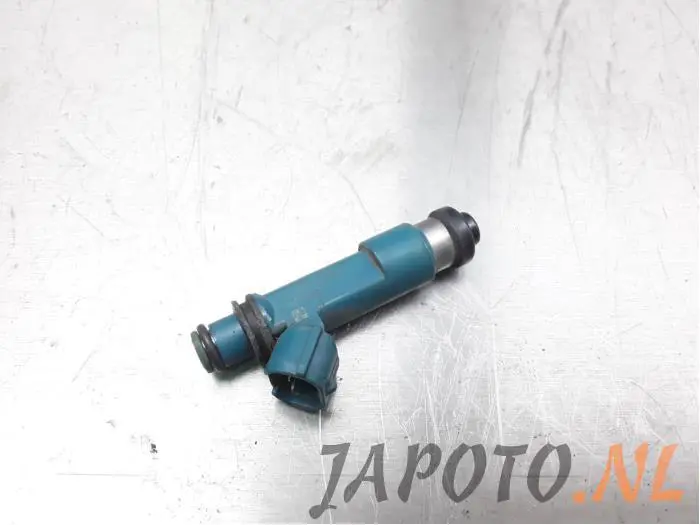 Injector (benzine injectie) Mazda 3.