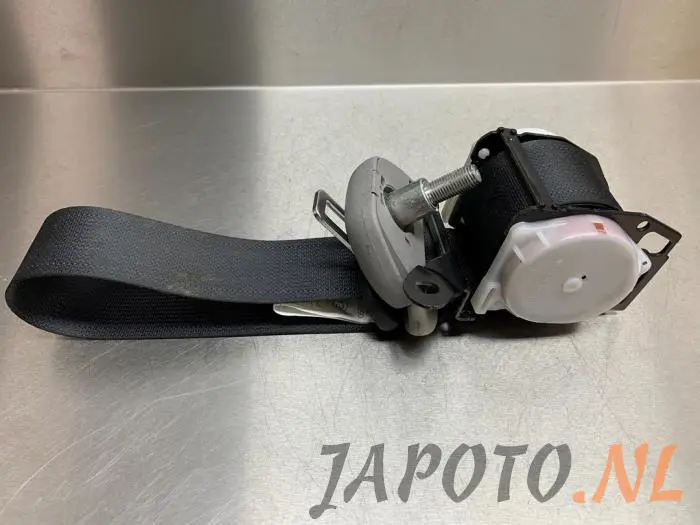 Ceinture de sécurité arrière gauche Toyota IQ