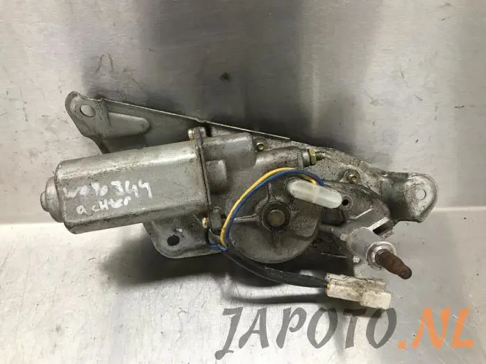 Moteur essuie-glace arrière Toyota Starlet