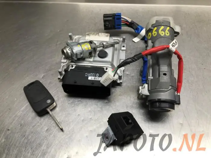 Serrure de contact + ordinateur Hyundai I30