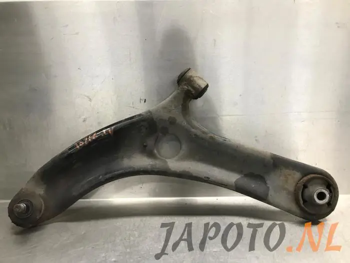 Bras de suspension bas avant gauche Hyundai I20