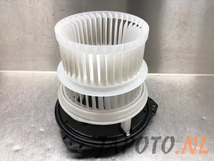 Moteur de ventilation chauffage Toyota Rav-4