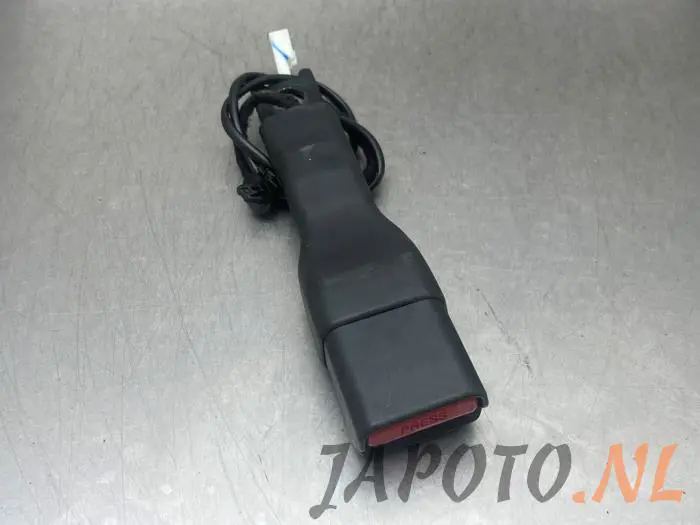 Insertion ceinture de sécurité avant gauche Toyota Aygo