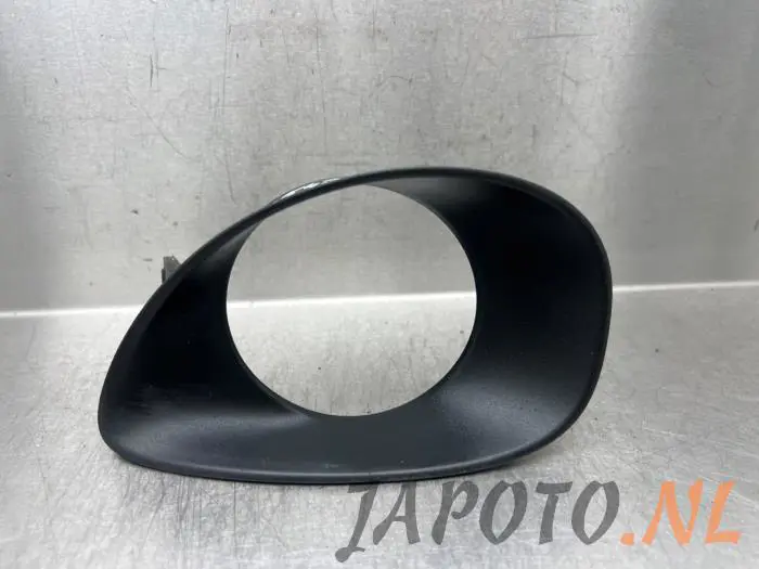 Plaque de protection feu antibrouillard gauche Toyota Yaris