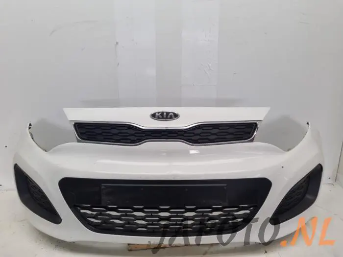 Pare-chocs avant Kia Rio