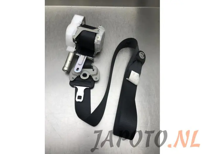 Ceinture de sécurité avant droite Toyota Auris