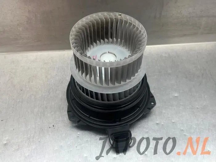 Moteur de ventilation chauffage Toyota Corolla