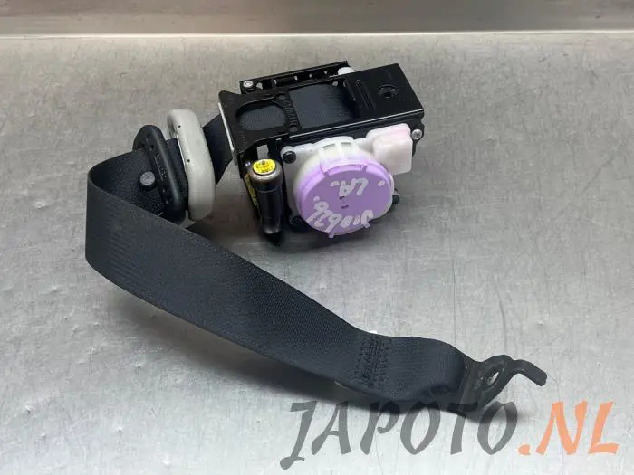 Ceinture de sécurité arrière gauche Suzuki Swift