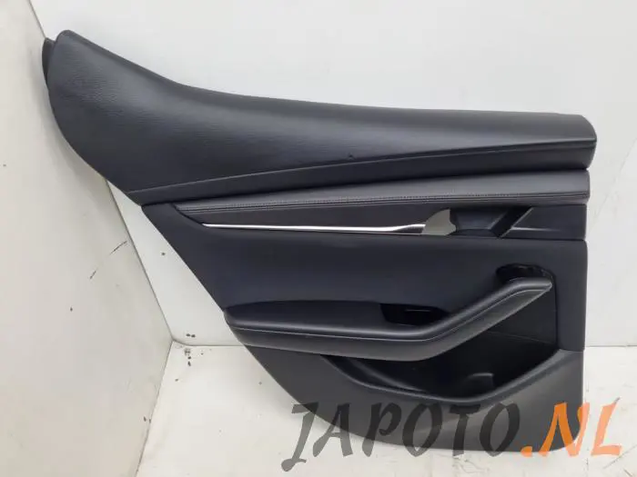 Revêtement portière 4portes arrière gauche Mazda 3.