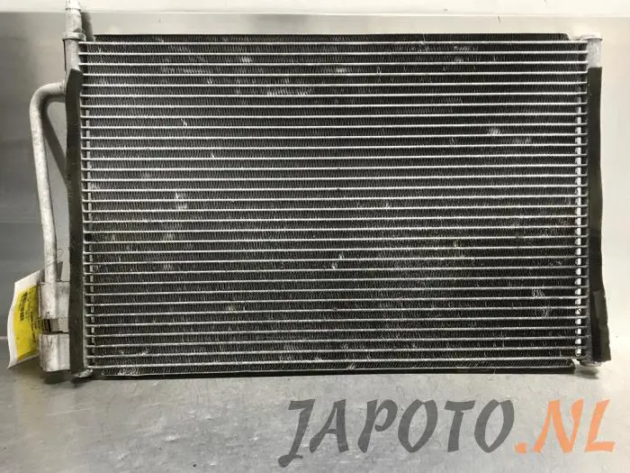 Radiateur clim Mazda 2.