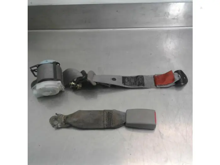 Ceinture de sécurité arrière droite Mazda 626